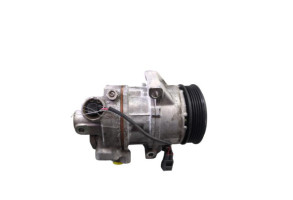 Compresseur clim MITSUBISHI COLT 6 Photo n°5