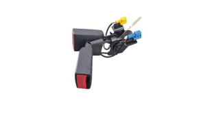 Attache ceinture arriere droit MERCEDES CLASSE B 246 Photo n°4 Attache ceinture arriere droit MERCEDES CLASSE B 246 Photo n°4