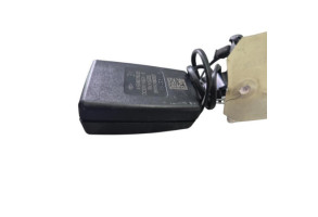 Attache ceinture avant droit RENAULT TWINGO 3 Photo n°3
