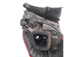 Feu arriere principal gauche (feux) CITROEN C4 2 Photo n°6 Feu arriere principal gauche (feux) CITROEN C4 2 Photo n°6