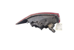 Feu arriere principal droit (feux) RENAULT CLIO 4 Photo n°4 Feu arriere principal droit (feux) RENAULT CLIO 4 Photo n°4