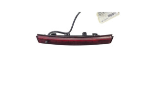 Feu arriere stop central RENAULT CLIO 4 Photo n°3 Feu arriere stop central RENAULT CLIO 4 Photo n°3