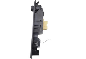 Interrupteur de leve vitre avant gauche RENAULT CLIO 4 Photo n°3 Interrupteur de leve vitre avant gauche RENAULT CLIO 4 Photo n°3