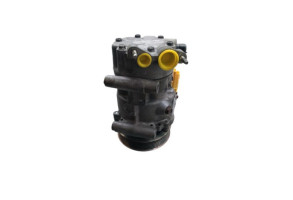 Compresseur clim CITROEN C5 2 Photo n°3
