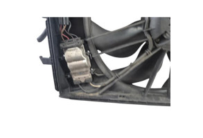 Moto ventilateur radiateur MERCEDES CLASSE C 204 Photo n°2