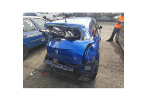 Moteur essuie glace avant RENAULT CLIO 3 Photo n°5 Moteur essuie glace avant RENAULT CLIO 3 Photo n°5