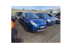 Moteur essuie glace avant RENAULT CLIO 3 Photo n°6 Moteur essuie glace avant RENAULT CLIO 3 Photo n°6