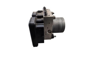 Bloc ABS (freins anti-blocage) VOLKSWAGEN POLO 5 Photo n°2