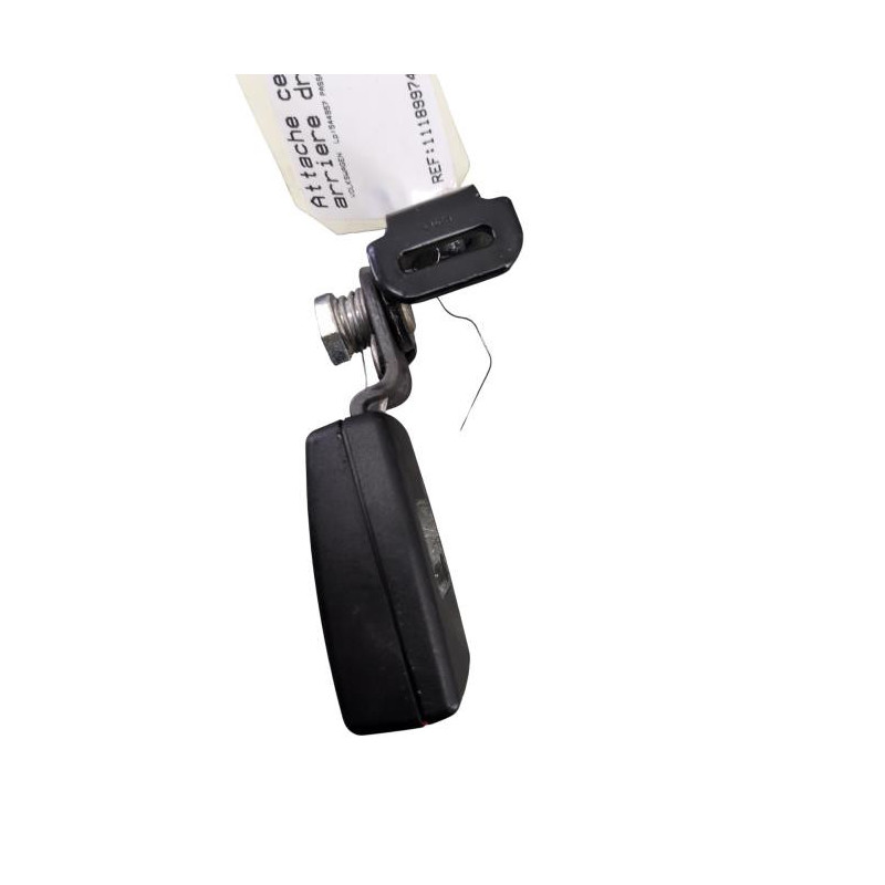 Attache ceinture arriere droit VOLKSWAGEN PASSAT 6 Photo n°1