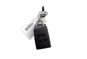 Attache ceinture arriere gauche VOLKSWAGEN PASSAT 6 Photo n°6
