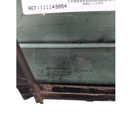 Custode avant droit (porte) PEUGEOT 5008 1