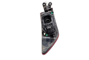 Feu arriere principal droit (feux) RENAULT CLIO 4 Photo n°5 Feu arriere principal droit (feux) RENAULT CLIO 4 Photo n°5