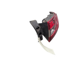 Feu arriere principal droit (feux) RENAULT CLIO 4 Photo n°4 Feu arriere principal droit (feux) RENAULT CLIO 4 Photo n°4