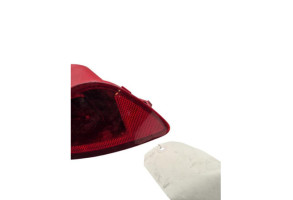 Feu de pare choc arriere droit RENAULT CLIO 3 Photo n°3 Feu de pare choc arriere droit RENAULT CLIO 3 Photo n°3