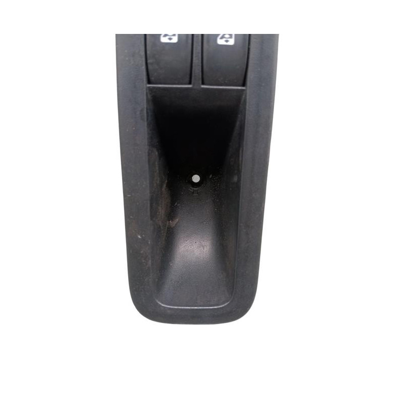 Interrupteur de leve vitre avant gauche RENAULT TWINGO 2 Photo n°1 Interrupteur de leve vitre avant gauche RENAULT TWINGO 2 Photo n°1