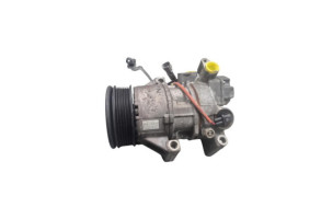 Compresseur clim TOYOTA YARIS 2 Photo n°4