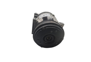 Compresseur clim RENAULT LAGUNA 2 Photo n°3