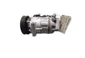Compresseur clim RENAULT CLIO 4 Photo n°4