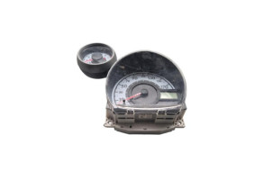 Compteur PEUGEOT 107 Photo n°2
