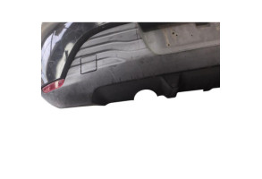 Pare choc arriere RENAULT CLIO 4 Photo n°11 Pare choc arriere RENAULT CLIO 4 Photo n°11
