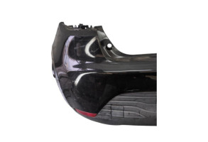 Pare choc arriere RENAULT CLIO 4 Photo n°13 Pare choc arriere RENAULT CLIO 4 Photo n°13