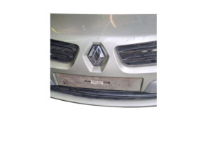 Pare choc avant RENAULT GRAND SCENIC 2 Photo n°5 Pare choc avant RENAULT GRAND SCENIC 2 Photo n°5