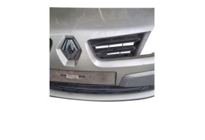 Pare choc avant RENAULT GRAND SCENIC 2 Photo n°6 Pare choc avant RENAULT GRAND SCENIC 2 Photo n°6