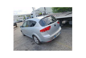 Calandre SEAT ALTEA Photo n°9