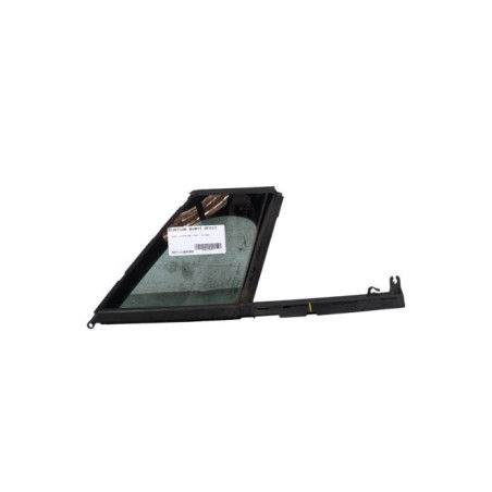 Custode avant droit (porte) PEUGEOT 5008 1
