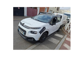 Feu diurne avant gauche CITROEN C3 3 Photo n°9