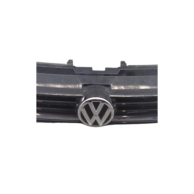 Calandre VOLKSWAGEN POLO 5 Photo n°1