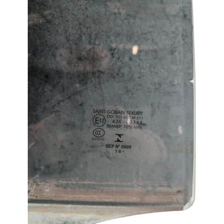 Vitre arriere droit AUDI A1 1