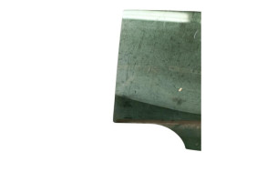 Vitre arriere gauche FORD FOCUS 3 Photo n°1