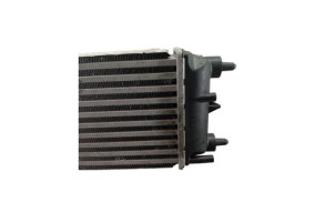 Echangeur air (Intercooler) FORD FIESTA 6 Photo n°6 Echangeur air (Intercooler) FORD FIESTA 6 Photo n°6