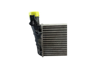 Echangeur air (Intercooler) AUDI A4 2 Photo n°6