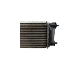 Echangeur air (Intercooler) CITROEN C4 2 Photo n°4 Echangeur air (Intercooler) CITROEN C4 2 Photo n°4