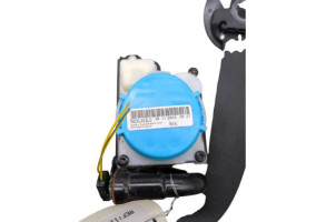 Ceinture avant gauche TOYOTA YARIS 3 Photo n°4