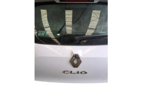 Malle/Hayon arriere RENAULT CLIO 4 Photo n°2