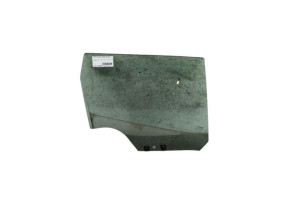 Vitre arriere droit RENAULT CLIO 4 Photo n°1