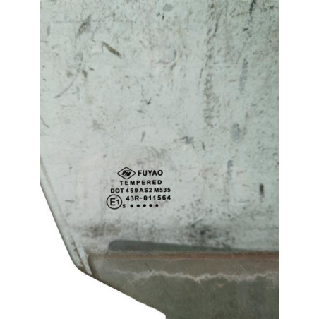 Vitre avant droit VOLKSWAGEN GOLF 5
