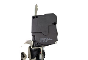 Ceinture avant droit NISSAN MICRA 3 Photo n°6 Ceinture avant droit NISSAN MICRA 3 Photo n°6