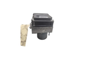 Bloc ABS (freins anti-blocage) CITROEN C4 2 Photo n°3 Bloc ABS (freins anti-blocage) CITROEN C4 2 Photo n°3