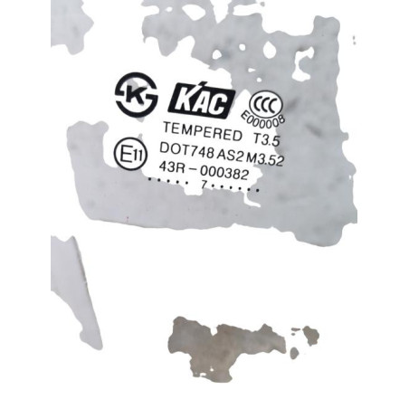 Vitre avant droit OPEL ANTARA