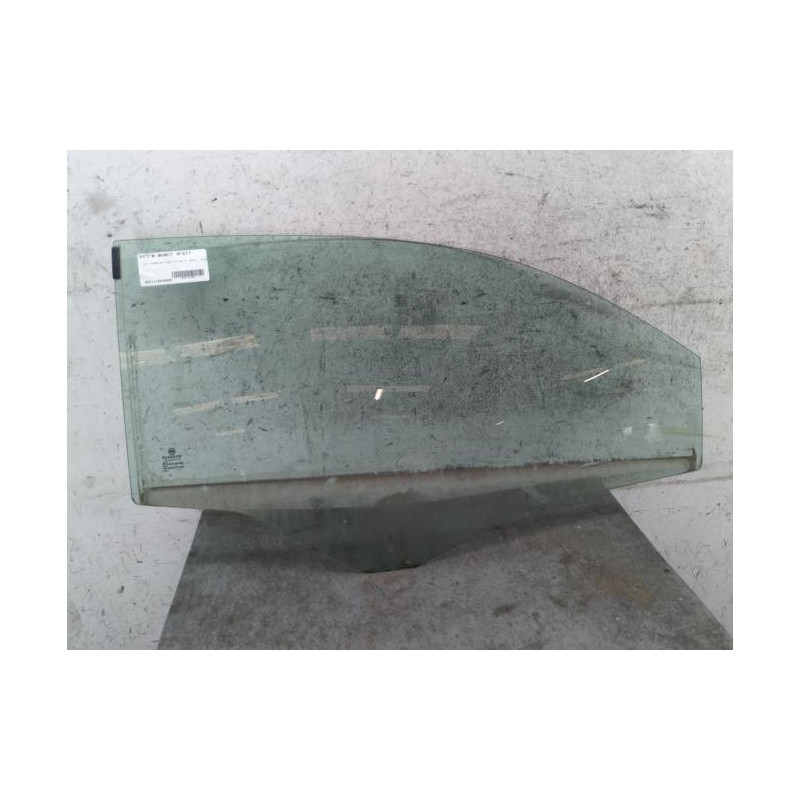 Vitre avant droit FIAT 500 2 Photo n°1