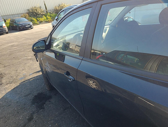 Mot. essuie glace avant HYUNDAI i30 Photo n°11 Mot. essuie glace avant HYUNDAI i30 Photo n°11