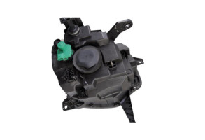 Optique avant principal gauche (feux)(phare) RENAULT TWINGO 3 Photo n°4 Optique avant principal gauche (feux)(phare) RENAULT TWINGO 3 Photo n°4