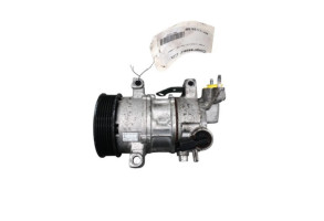 Compresseur clim CITROEN C3 3 Photo n°1 Compresseur clim CITROEN C3 3 Photo n°1