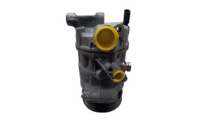 Compresseur clim AUDI A1 1 Photo n°5 Compresseur clim AUDI A1 1 Photo n°5
