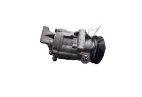 Compresseur clim OPEL AGILA B Photo n°2 Compresseur clim OPEL AGILA B Photo n°2