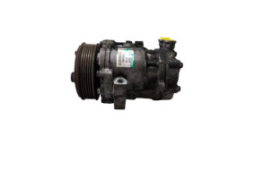Compresseur clim ALFA ROMEO MITO Photo n°5 Compresseur clim ALFA ROMEO MITO Photo n°5